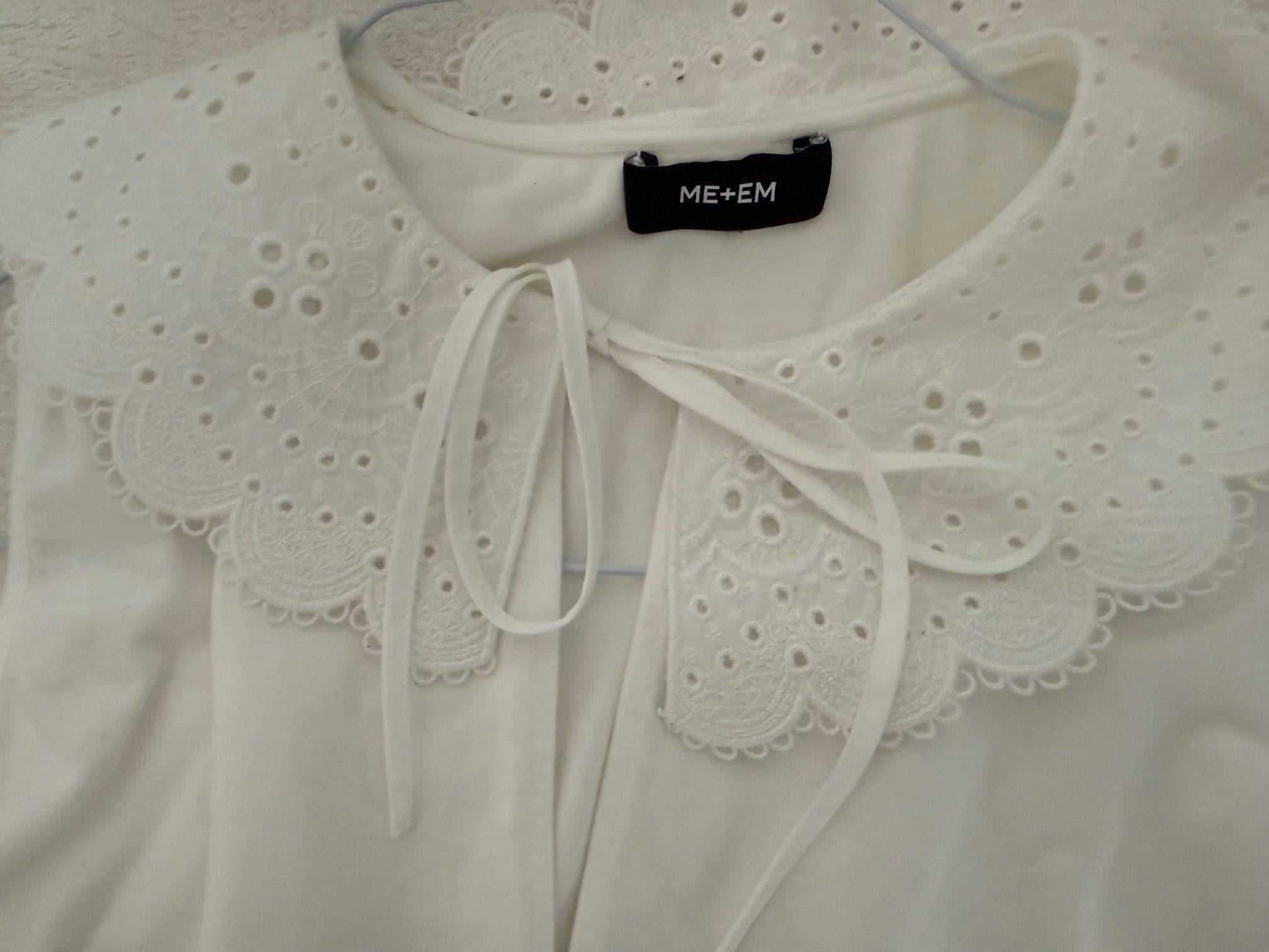 Tops & Blouses