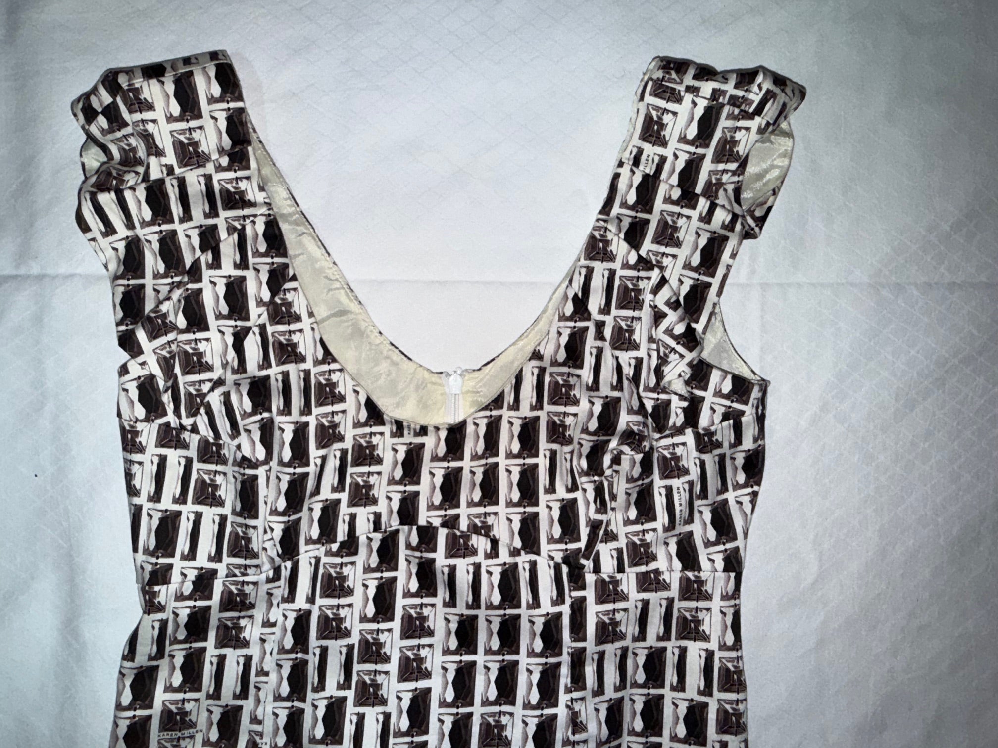 Black & White Geometric Print Bodycon Dress