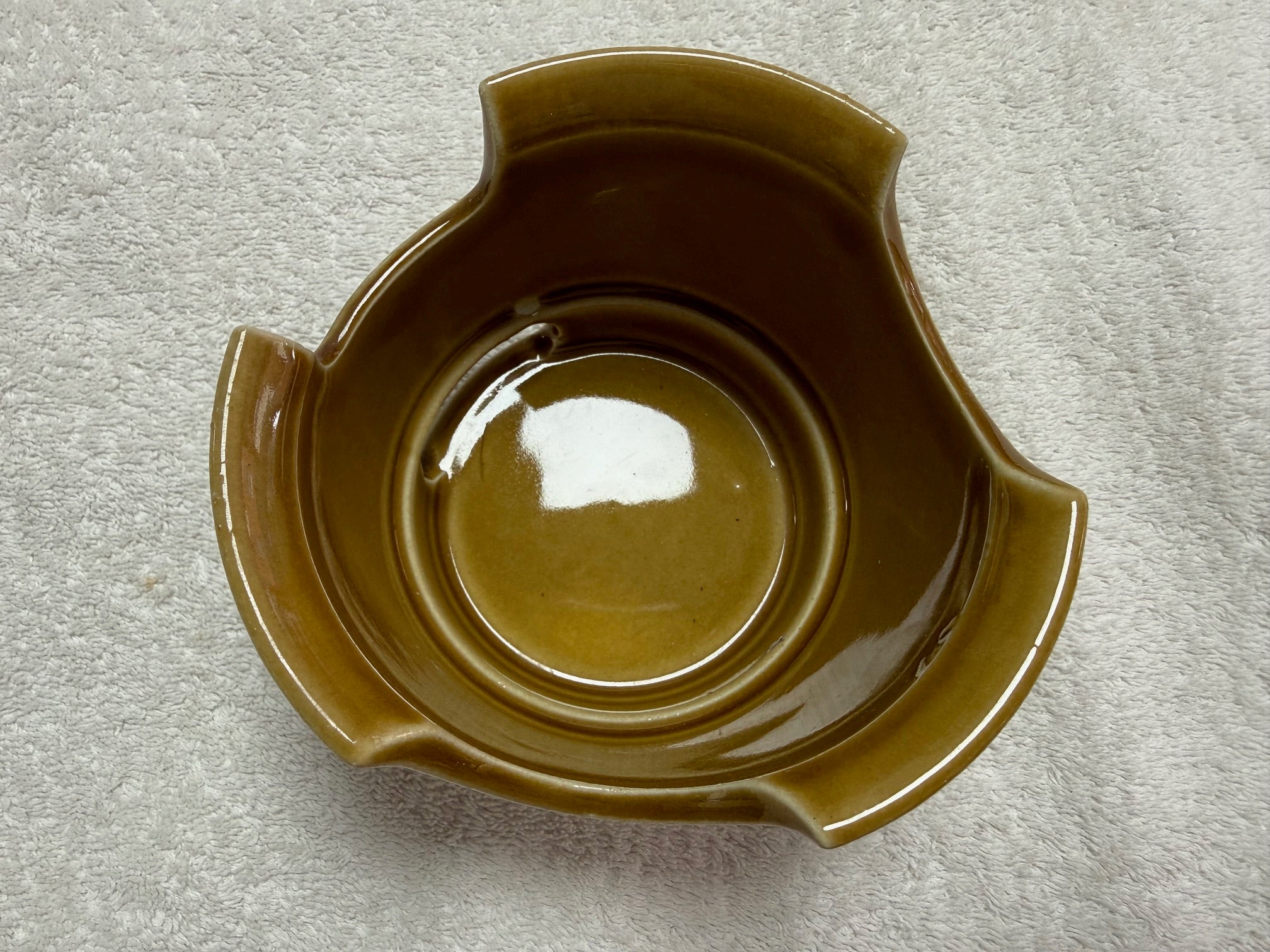 Amber Glazed Ceramic Bowl with Tri-Notch Rim