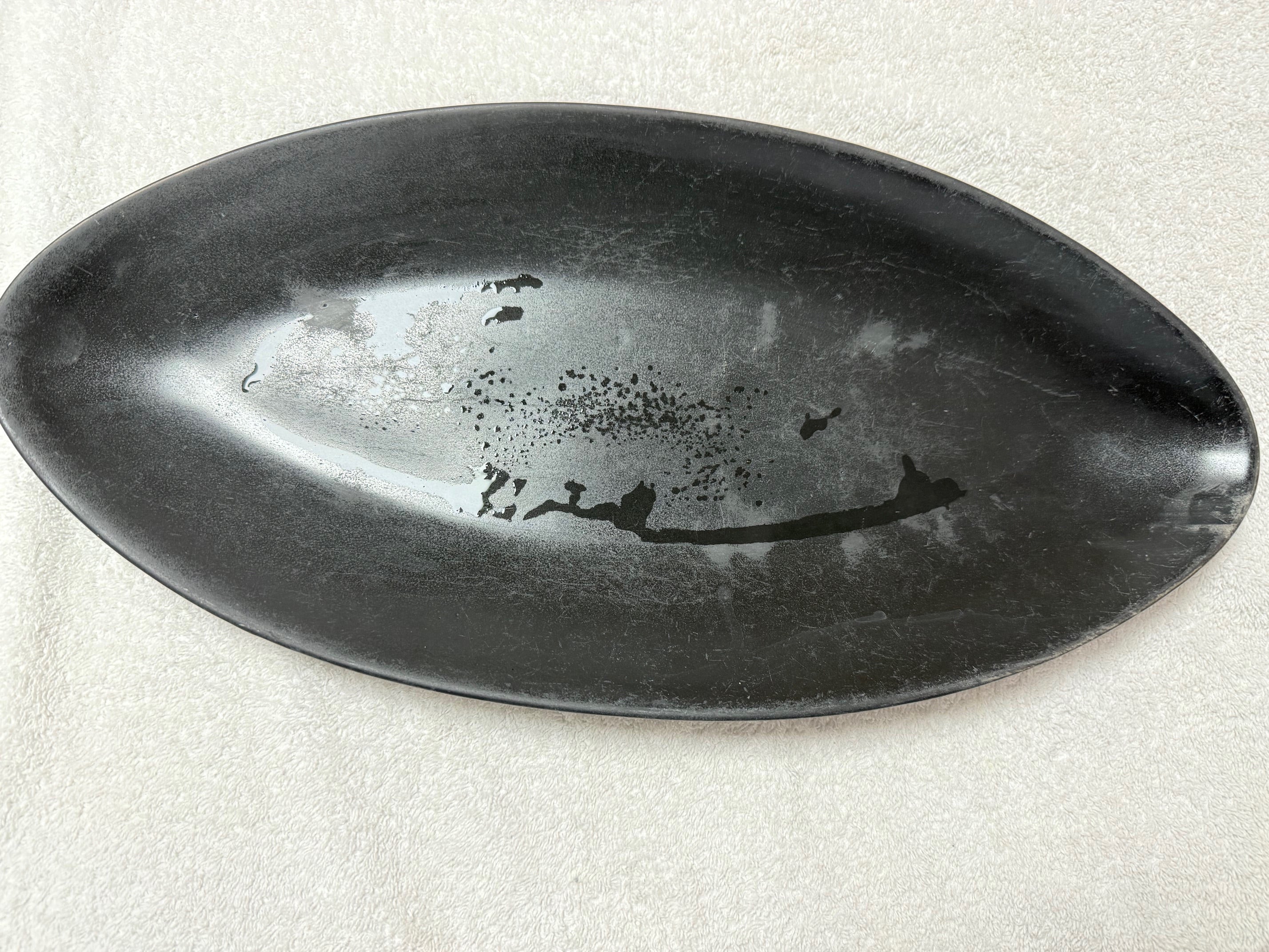 Black Oval Enamel Serving Platter – Vintage Style